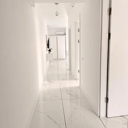 & Studiouri Melia