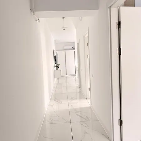 Appartement & Studiouri Melia