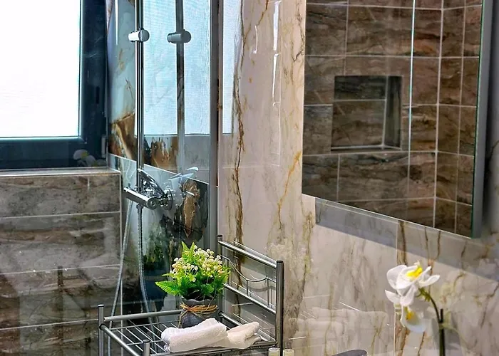 & Studiouri Melia Lejlighed