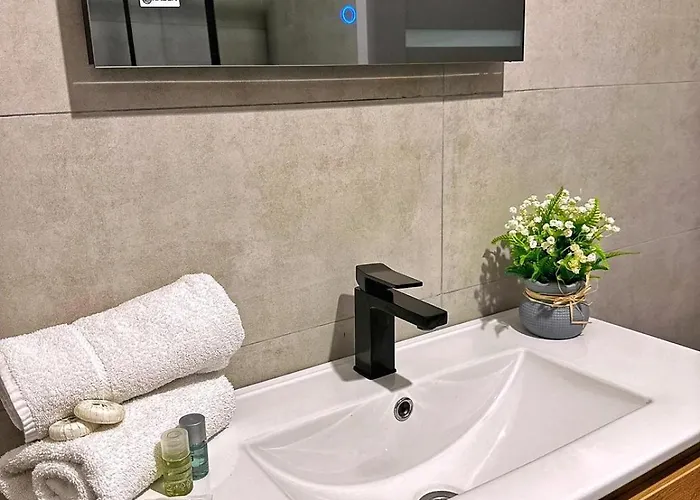 & Studiouri Melia Lejlighed *