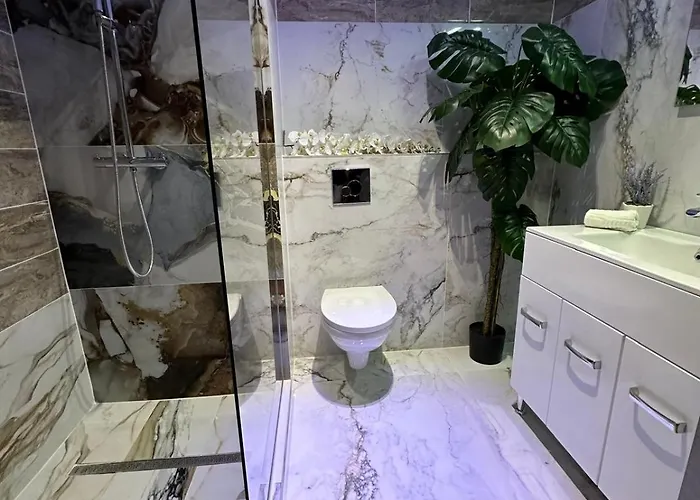 & Studiouri Melia Lejlighed