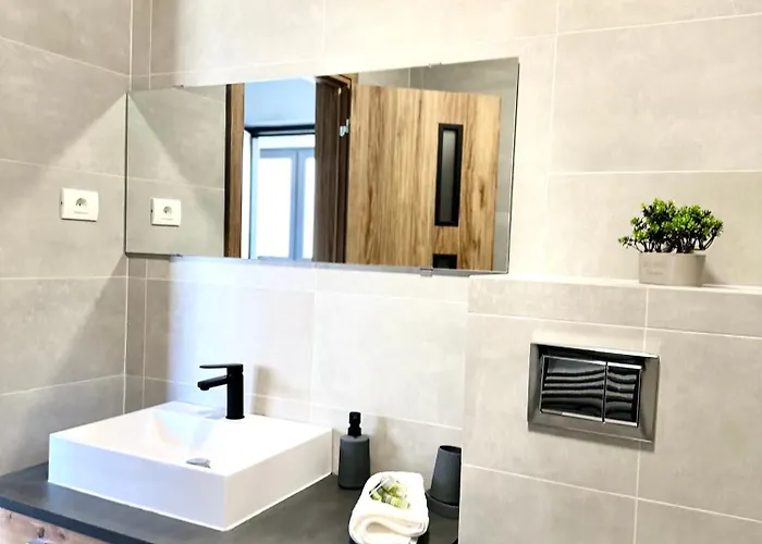 Lejlighed & Studiouri Melia